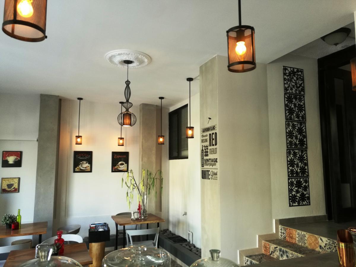 Hotel Boutique Valverde Santa Elena San Salvador Bagian luar foto