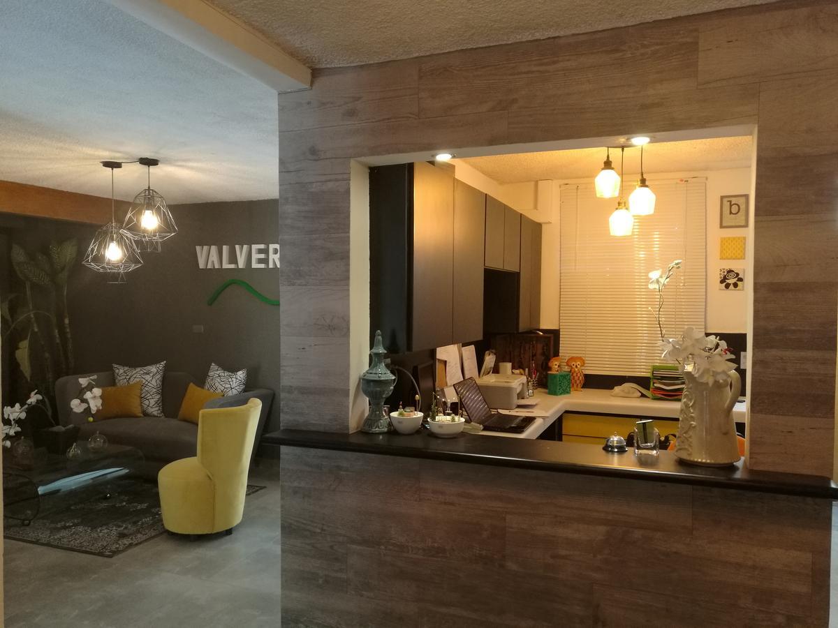 Hotel Boutique Valverde Santa Elena San Salvador Bagian luar foto
