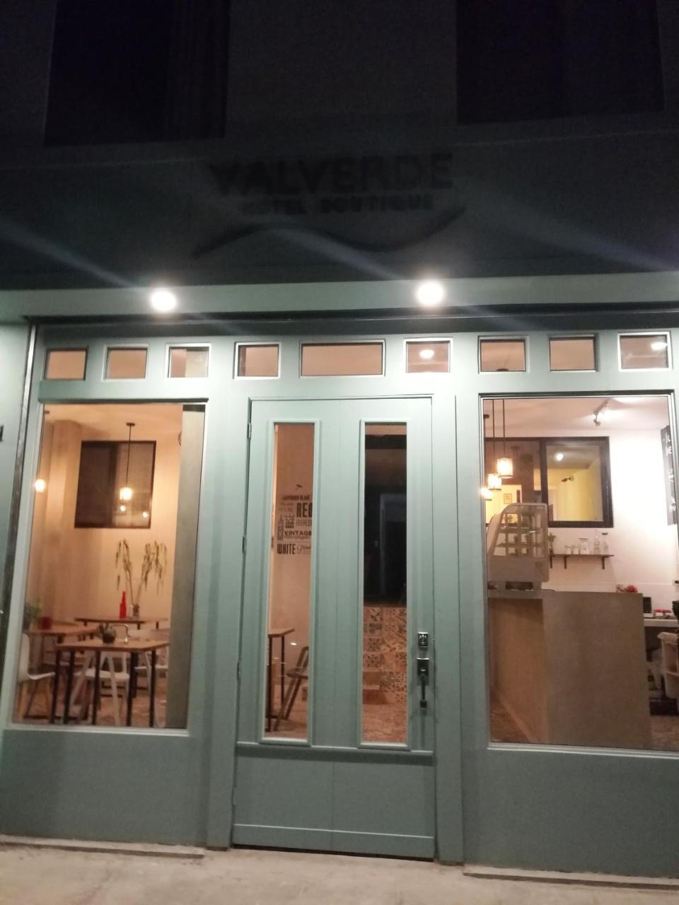 Hotel Boutique Valverde Santa Elena San Salvador Bagian luar foto