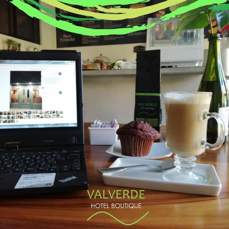 Hotel Boutique Valverde Santa Elena San Salvador Bagian luar foto